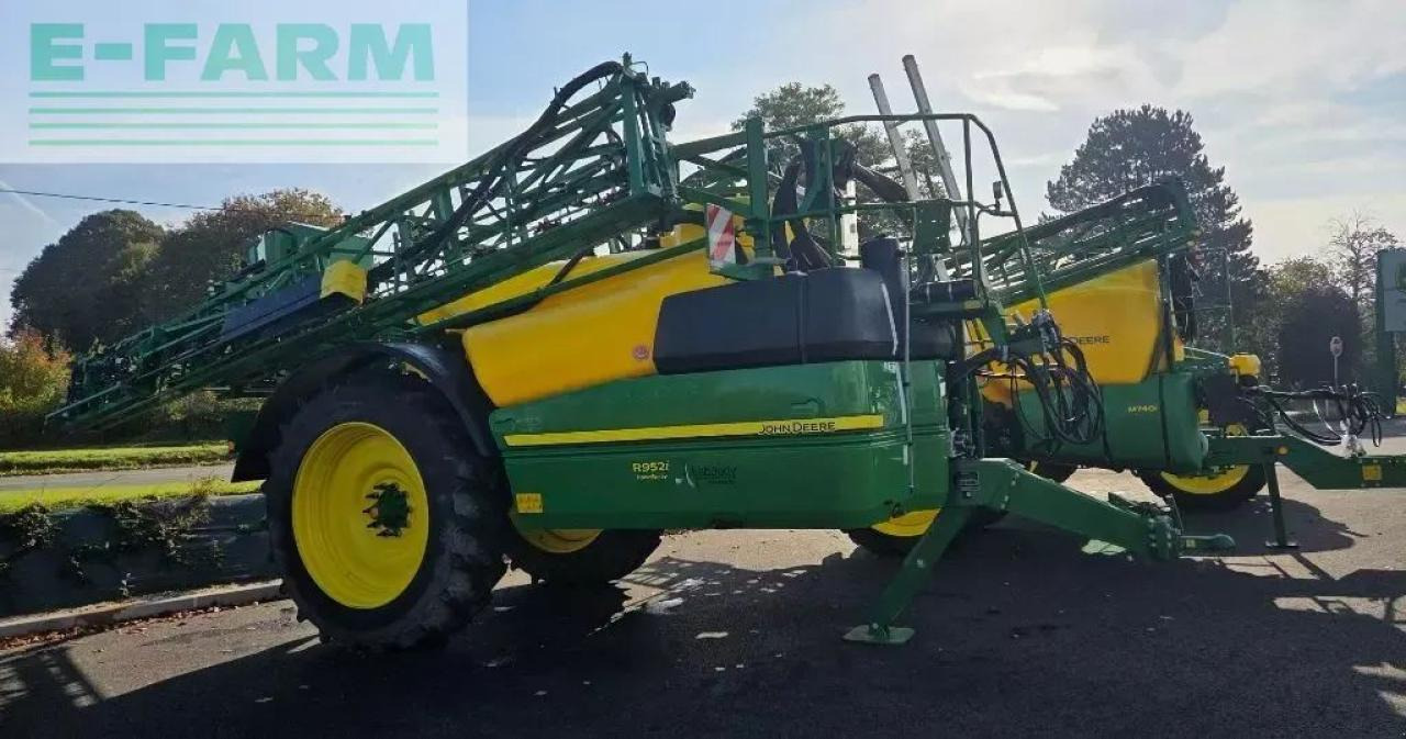 John Deere r952i - Getrokken veldspuit: afbeelding 1 John Deere r952i - Getrokken veldspuit: afbeelding 1