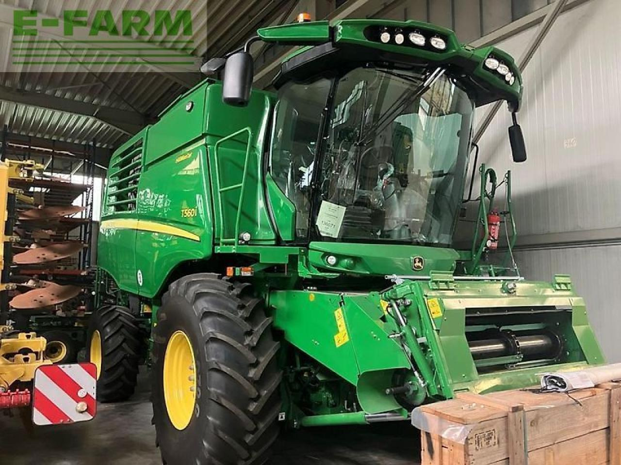 John Deere t560 hm - Maaidorser: afbeelding 1 John Deere t560 hm - Maaidorser: afbeelding 1