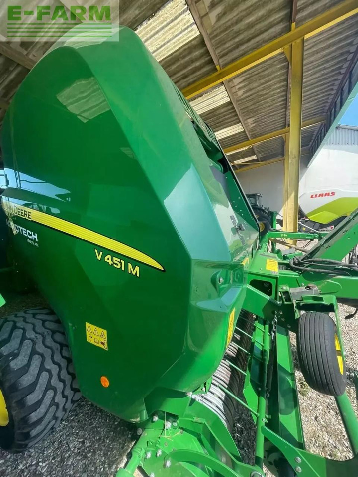 John Deere v451m - Vierkante balenpers: afbeelding 3 John Deere v451m - Vierkante balenpers: afbeelding 3