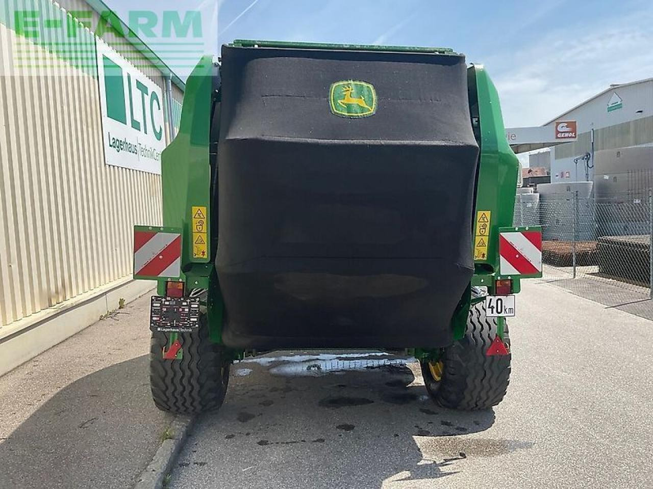 Vierkante balenpers John Deere v451r: afbeelding 7