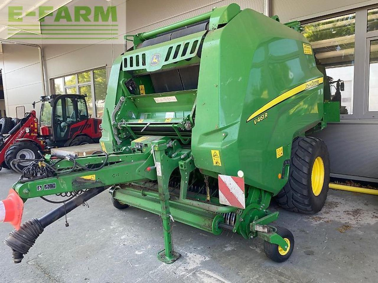 John Deere v461r - Vierkante balenpers: afbeelding 1 John Deere v461r - Vierkante balenpers: afbeelding 1