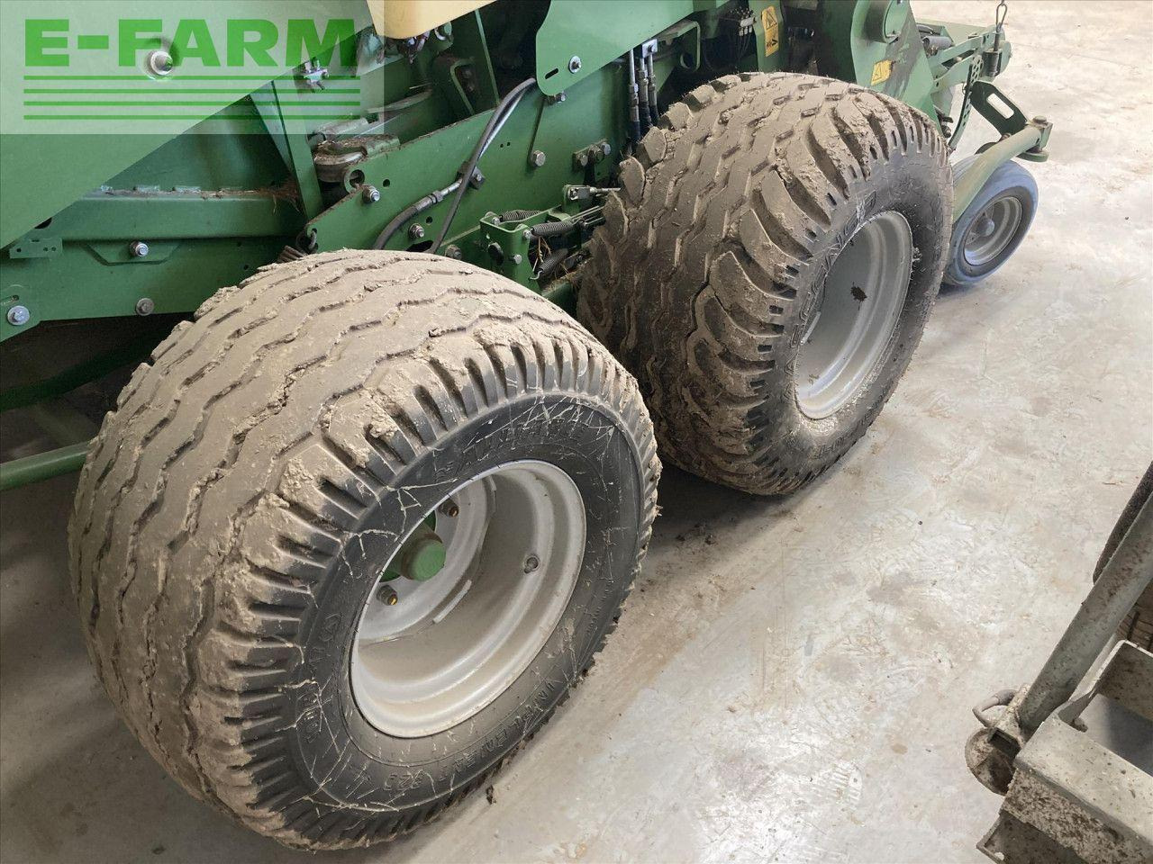 Krone V150 XC - Vierkante balenpers: afbeelding 3 Krone V150 XC - Vierkante balenpers: afbeelding 3