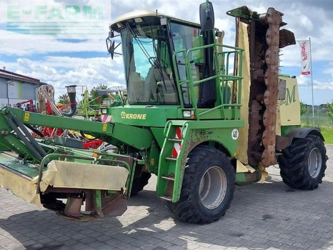 Krone big m - Maaimachine: afbeelding 2 Krone big m - Maaimachine: afbeelding 2