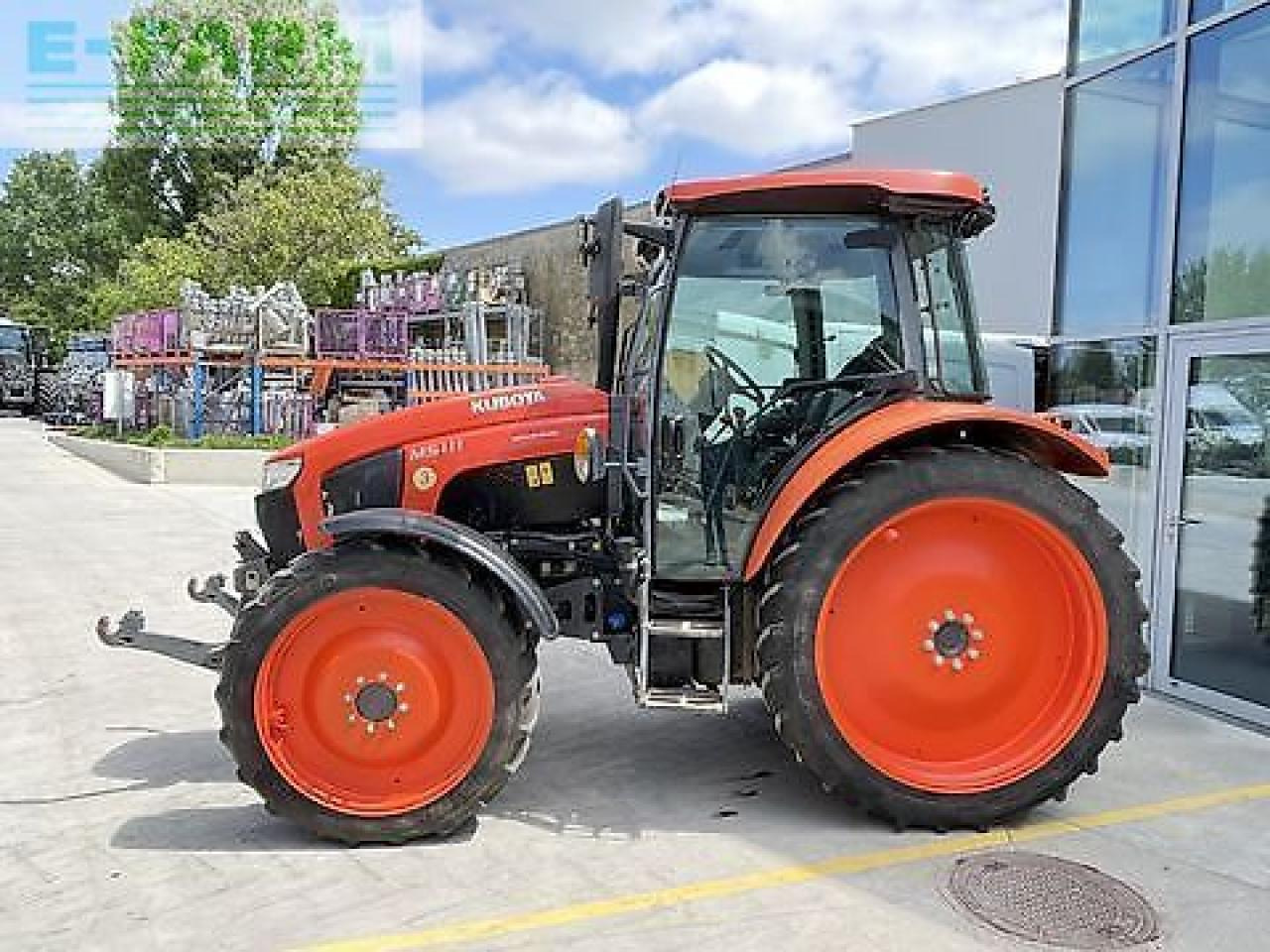 Kubota m 5111 - Tractor: afbeelding 2 Kubota m 5111 - Tractor: afbeelding 2