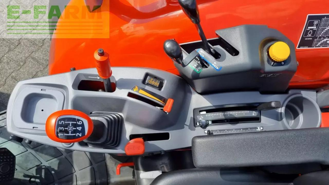 Kubota m4-063 rops - Tractor: afbeelding 4 Kubota m4-063 rops - Tractor: afbeelding 4