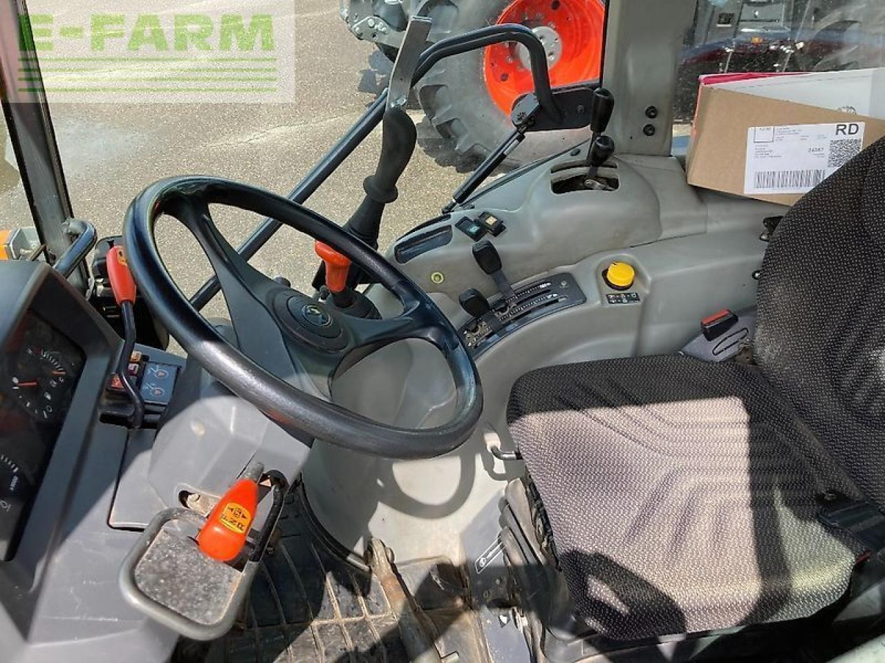 Kubota m7040 - Tractor: afbeelding 3 Kubota m7040 - Tractor: afbeelding 3