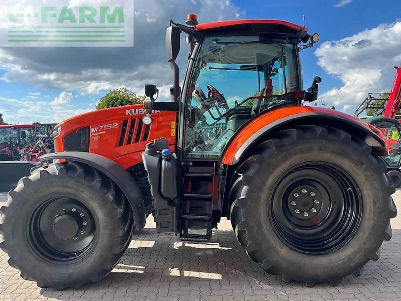 Kubota m7152 kriechgang - Tractor: afbeelding 2 Kubota m7152 kriechgang - Tractor: afbeelding 2
