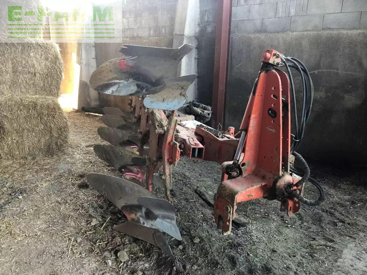 Kuhn 122 varimaster - Ploeg: afbeelding 1 Kuhn 122 varimaster - Ploeg: afbeelding 1