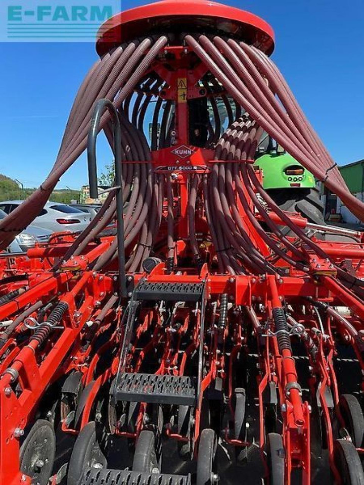 Kuhn drillkombi btf 5000 r mit fronttank und kreiselegge - Zaaimachine: afbeelding 2 Kuhn drillkombi btf 5000 r mit fronttank und kreiselegge - Zaaimachine: afbeelding 2