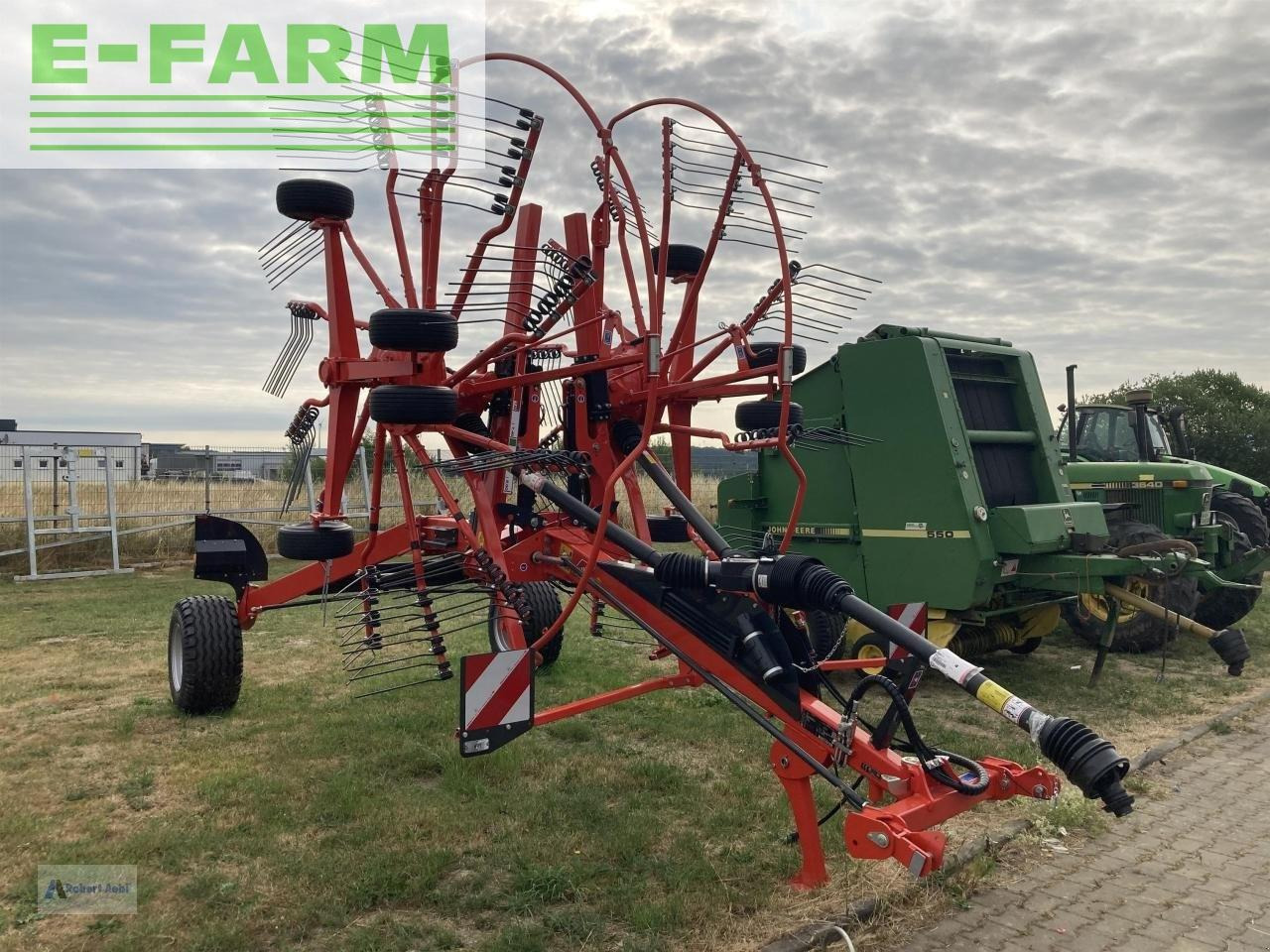 Kuhn ga8131 - Hooischudder: afbeelding 2 Kuhn ga8131 - Hooischudder: afbeelding 2