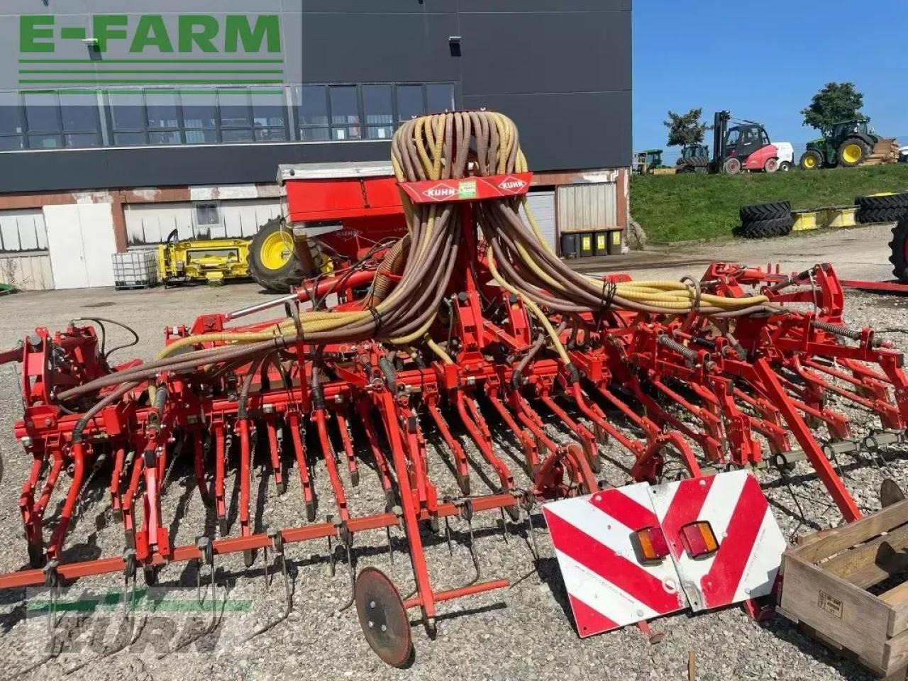 Kuhn hr5004dr + venta tf 702 - Zaaicombinatie: afbeelding 3 Kuhn hr5004dr + venta tf 702 - Zaaicombinatie: afbeelding 3
