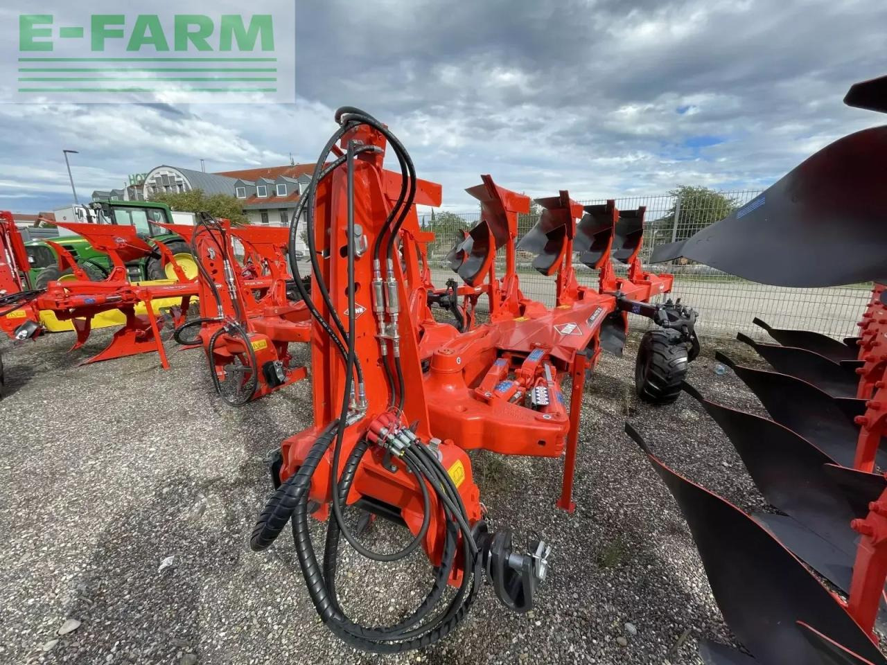 Kuhn varimaster 153 4e5t - Ploeg: afbeelding 2 Kuhn varimaster 153 4e5t - Ploeg: afbeelding 2