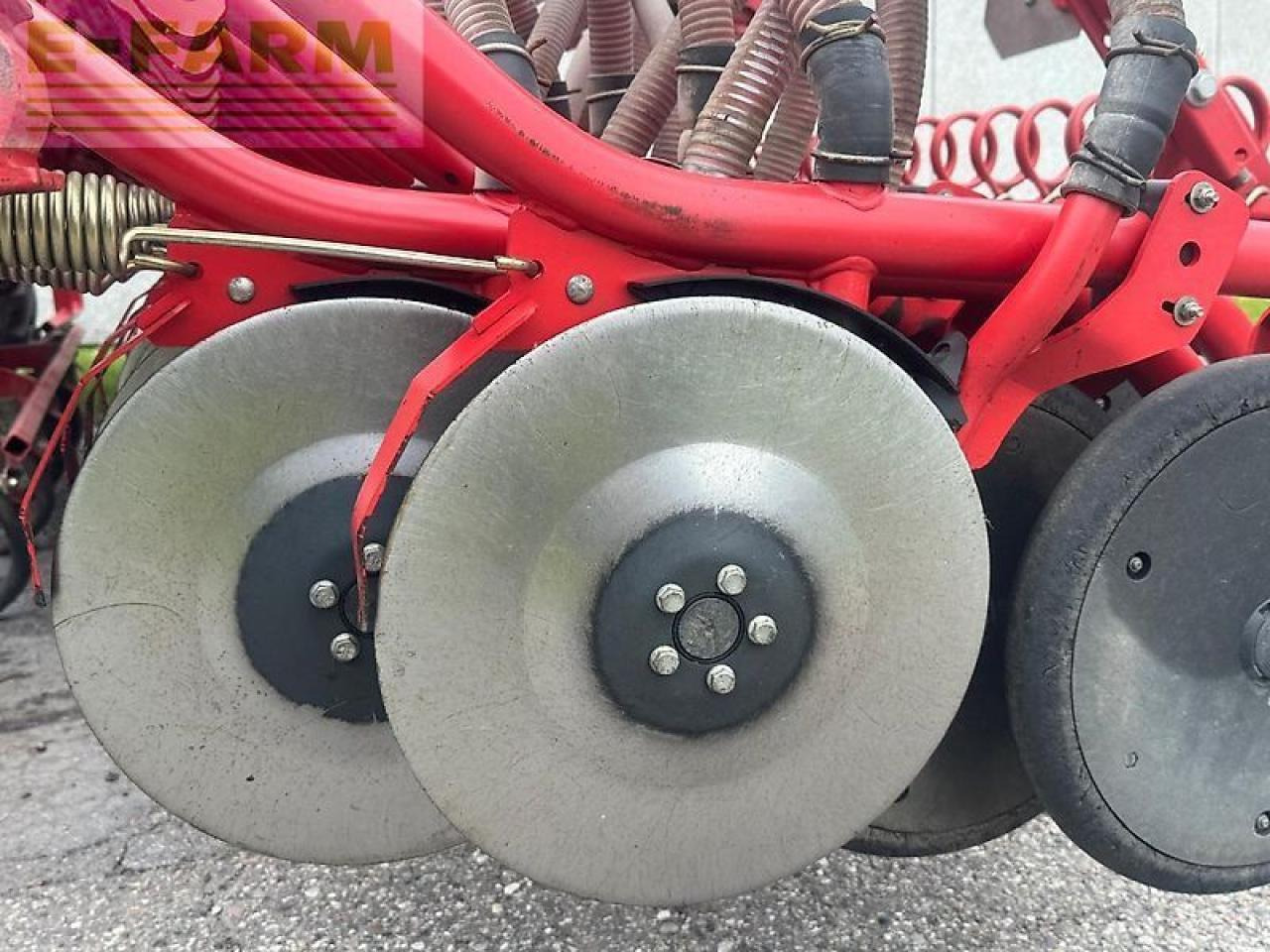 Zaaimachine Kverneland u drill 600: afbeelding 14 Zaaimachine Kverneland u drill 600: afbeelding 14