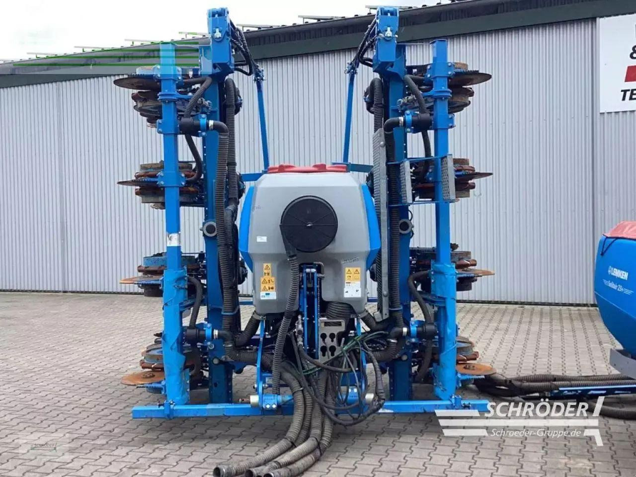 Lemken azurit 10 k 8 / solitair 23+/1900 - Zaaimachine: afbeelding 4 Lemken azurit 10 k 8 / solitair 23+/1900 - Zaaimachine: afbeelding 4
