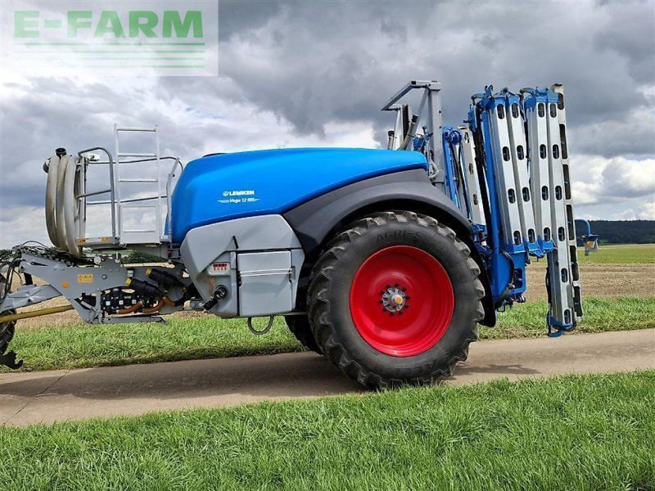 Lemken vega 12 - Getrokken veldspuit: afbeelding 1 Lemken vega 12 - Getrokken veldspuit: afbeelding 1