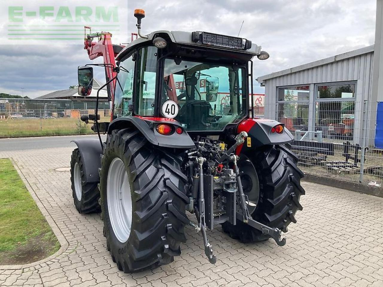 Massey Ferguson 4708m - Tractor: afbeelding 4 Massey Ferguson 4708m - Tractor: afbeelding 4