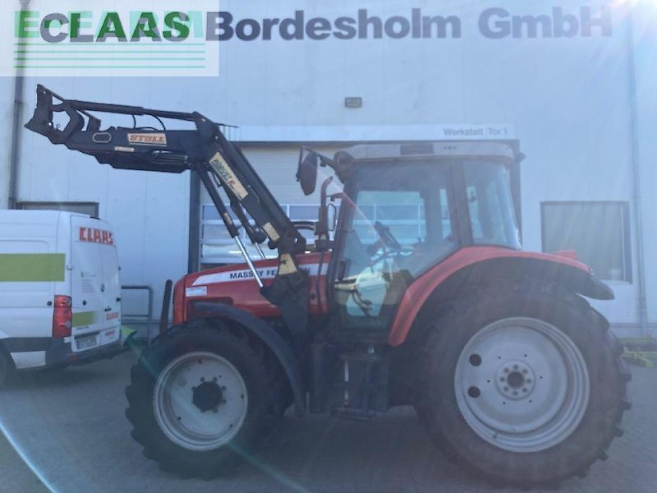 Massey Ferguson 5445 - Tractor: afbeelding 2 Massey Ferguson 5445 - Tractor: afbeelding 2