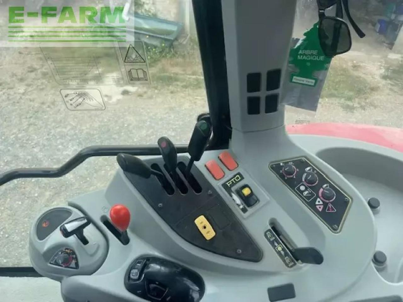Massey Ferguson 5455 - Tractor: afbeelding 5 Massey Ferguson 5455 - Tractor: afbeelding 5