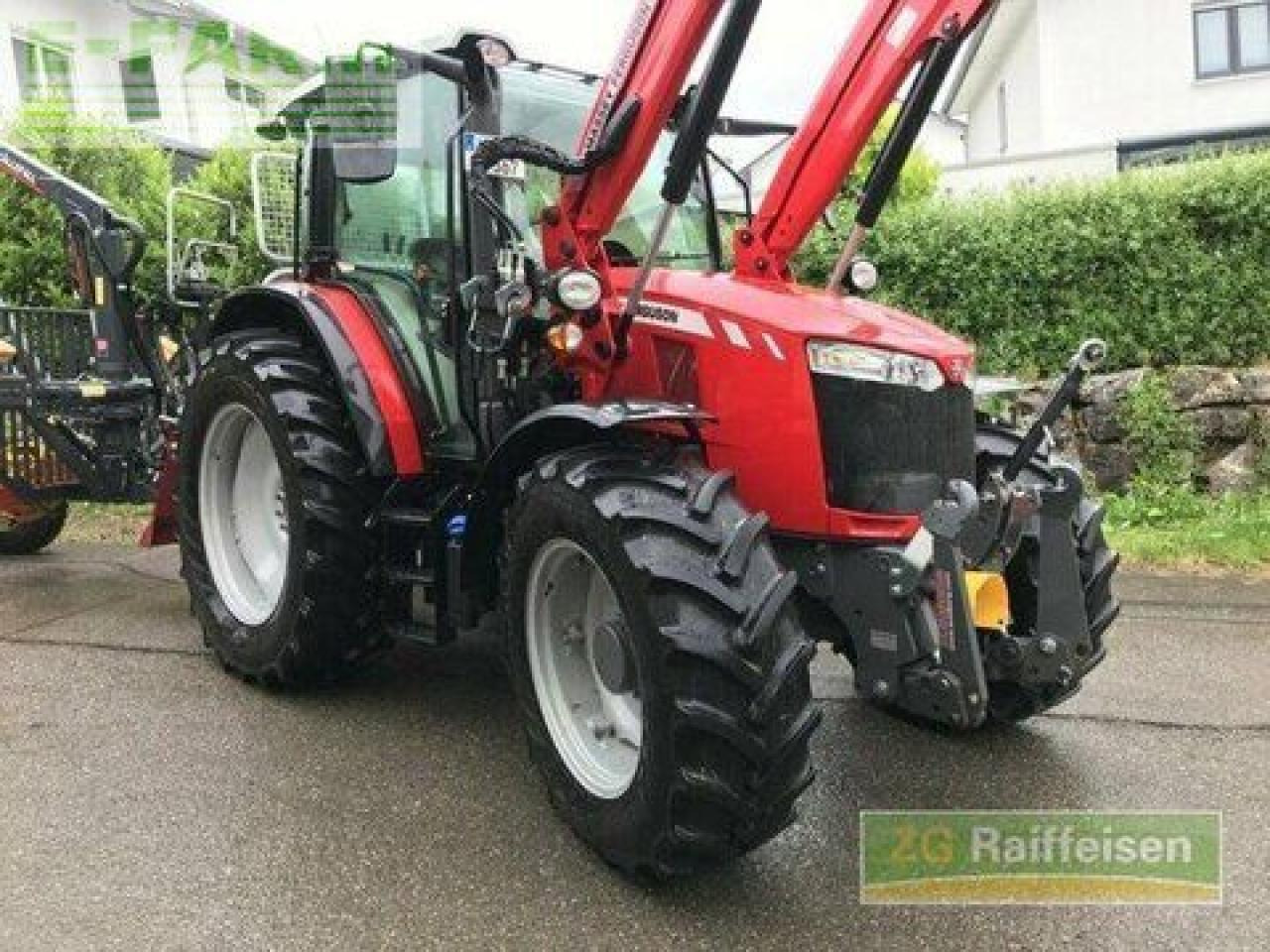 Massey Ferguson 5711 dyna 4 power - Tractor: afbeelding 2 Massey Ferguson 5711 dyna 4 power - Tractor: afbeelding 2
