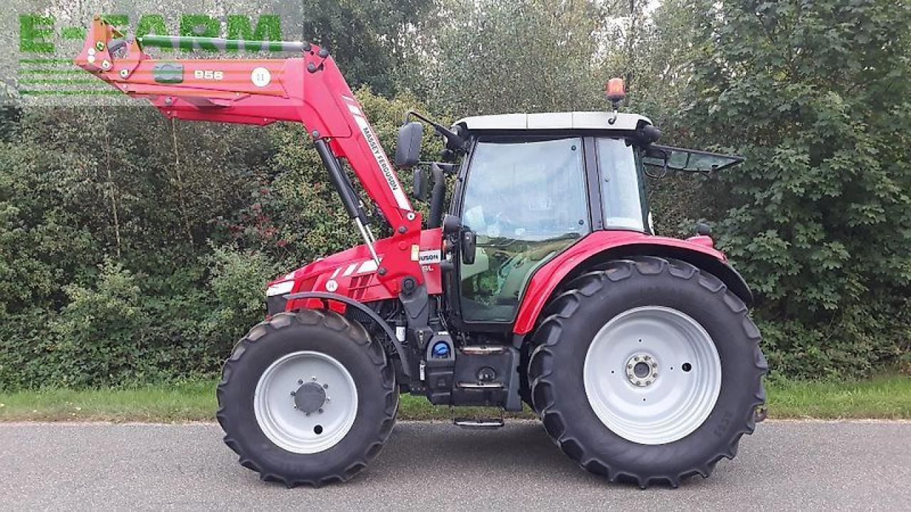 Massey Ferguson 5713 sl - Tractor: afbeelding 2 Massey Ferguson 5713 sl - Tractor: afbeelding 2