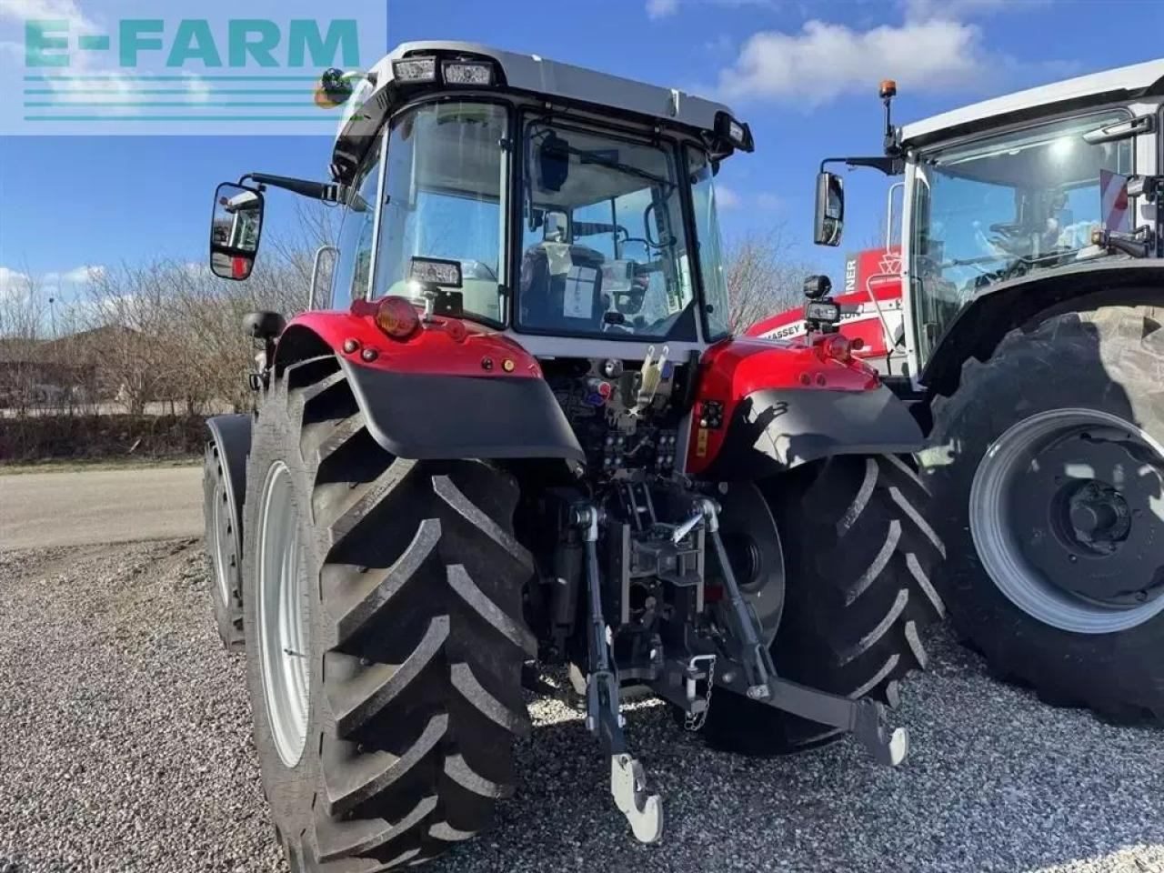 Massey Ferguson 5s-145 dyna 6 exclusive Exclusive - Tractor: afbeelding 3 Massey Ferguson 5s-145 dyna 6 exclusive Exclusive - Tractor: afbeelding 3