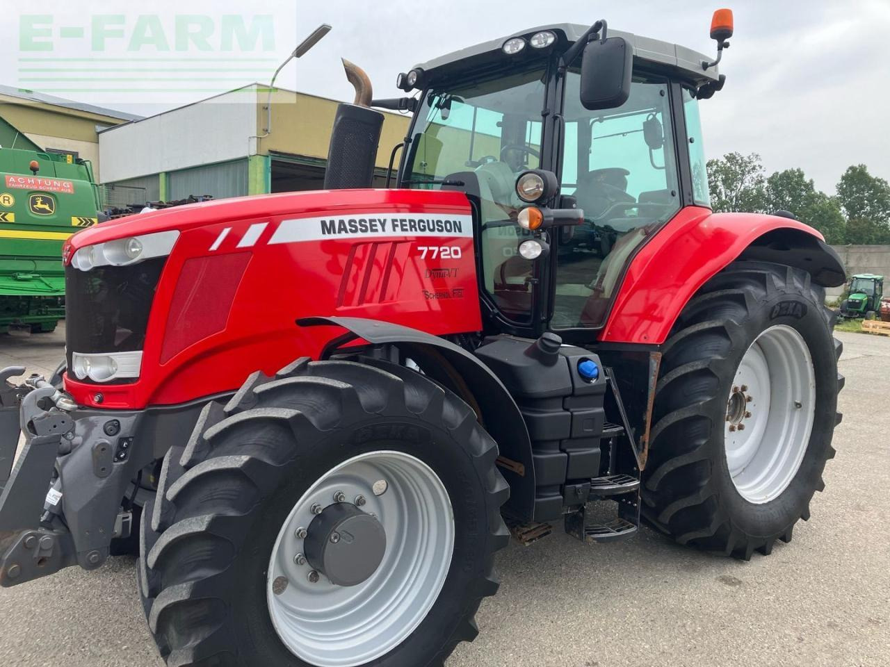 Massey Ferguson 7720 - Tractor: afbeelding 1 Massey Ferguson 7720 - Tractor: afbeelding 1