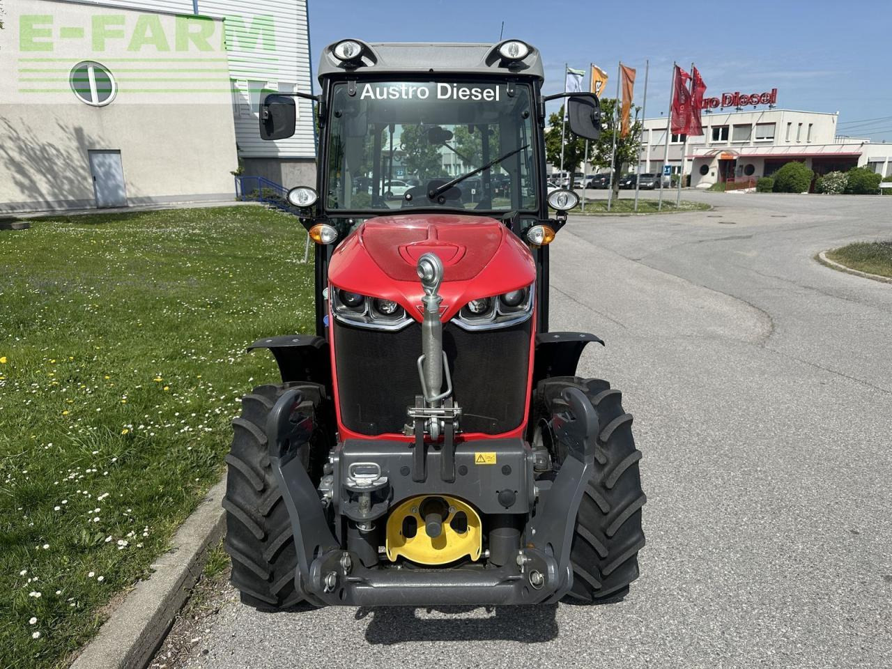 Massey Ferguson mf 3708 - Tractor: afbeelding 2 Massey Ferguson mf 3708 - Tractor: afbeelding 2