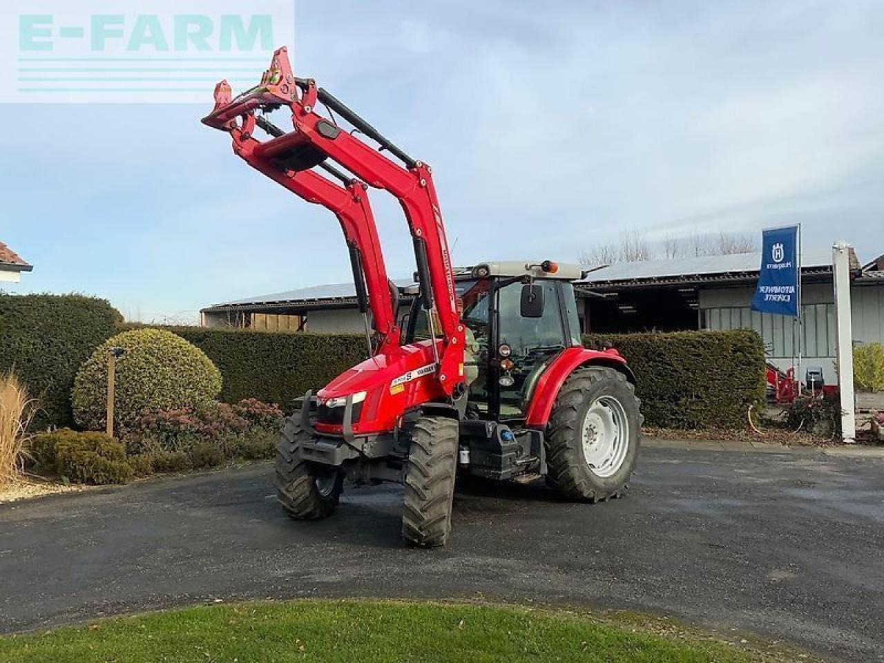 Massey Ferguson mf 5709 s - Tractor: afbeelding 1 Massey Ferguson mf 5709 s - Tractor: afbeelding 1