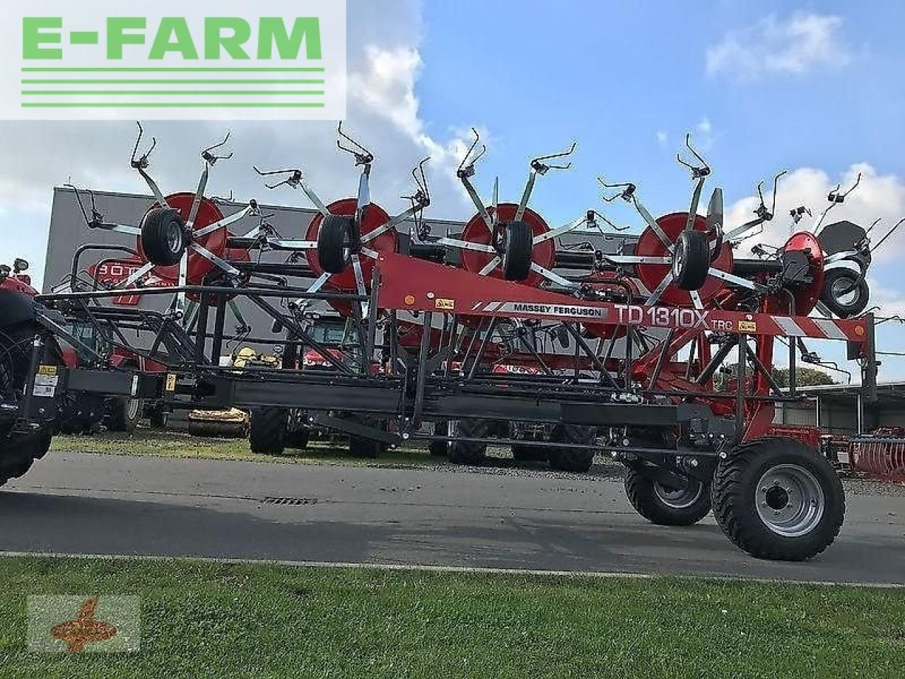 Massey Ferguson mf td 1310 x trc / lotus 1250 profi - Hooischudder: afbeelding 3 Massey Ferguson mf td 1310 x trc / lotus 1250 profi - Hooischudder: afbeelding 3