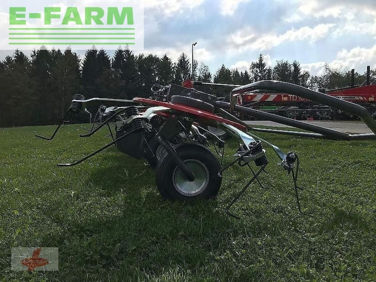 Massey Ferguson mf td 1310 x trc / lotus 1250 profi - Hooischudder: afbeelding 5 Massey Ferguson mf td 1310 x trc / lotus 1250 profi - Hooischudder: afbeelding 5