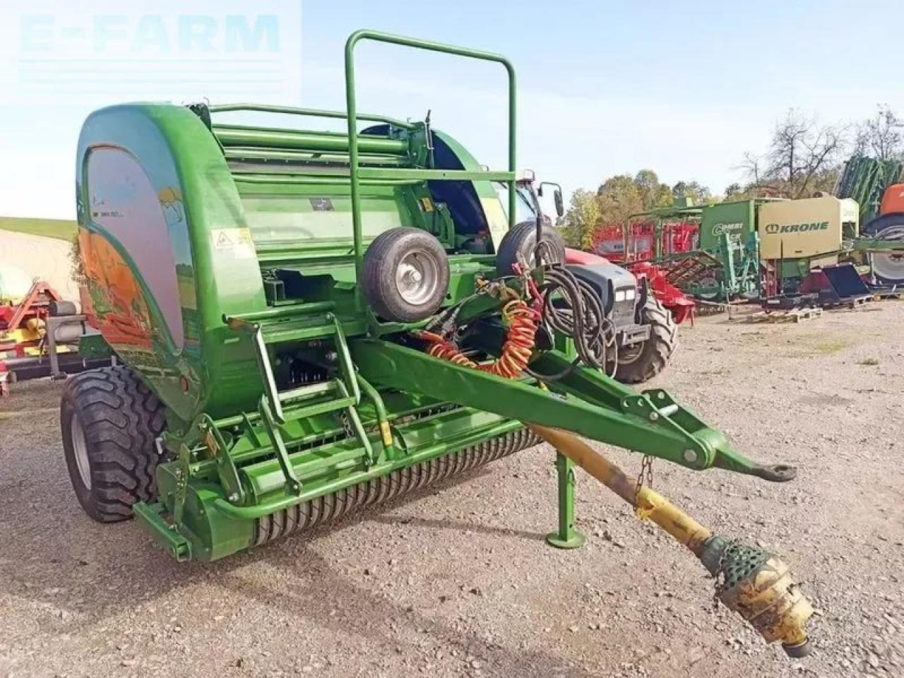 Mc Hale f5500 rundballenpresse - Vierkante balenpers: afbeelding 3 Mc Hale f5500 rundballenpresse - Vierkante balenpers: afbeelding 3