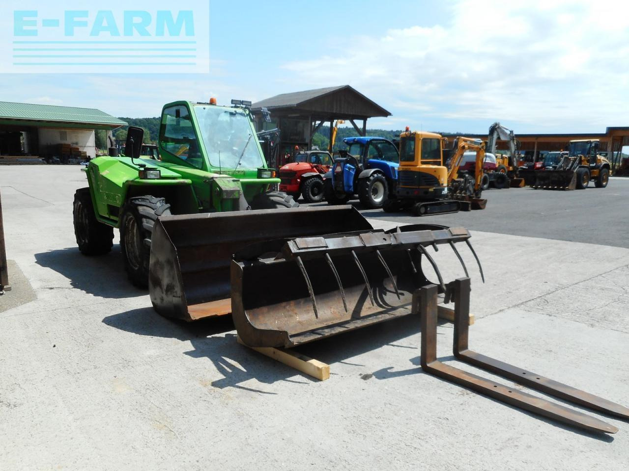 Merlo p33.7kt mit schaufel + greiferschaufel + gabel - Verreiker: afbeelding 5 Merlo p33.7kt mit schaufel + greiferschaufel + gabel - Verreiker: afbeelding 5