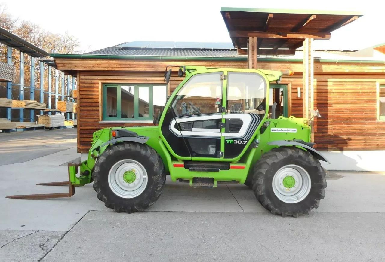 Merlo tf38.7-120 40km/h ( 3,8t - 7m ) - Verreiker: afbeelding 1 Merlo tf38.7-120 40km/h ( 3,8t - 7m ) - Verreiker: afbeelding 1