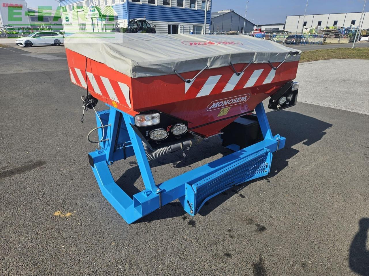 Monosem fronttank ft 1600 - Precisiezaaimachine: afbeelding 1 Monosem fronttank ft 1600 - Precisiezaaimachine: afbeelding 1