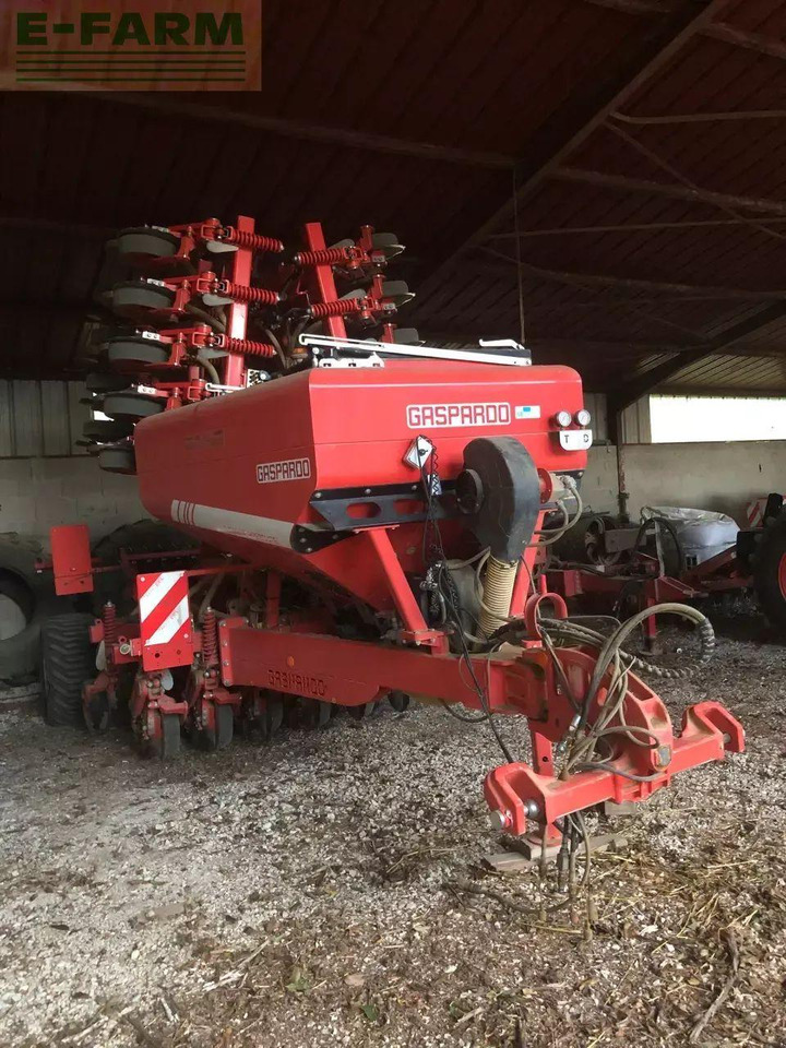 Mustang gigante 600 33 ro - Precisiezaaimachine: afbeelding 2 Mustang gigante 600 33 ro - Precisiezaaimachine: afbeelding 2