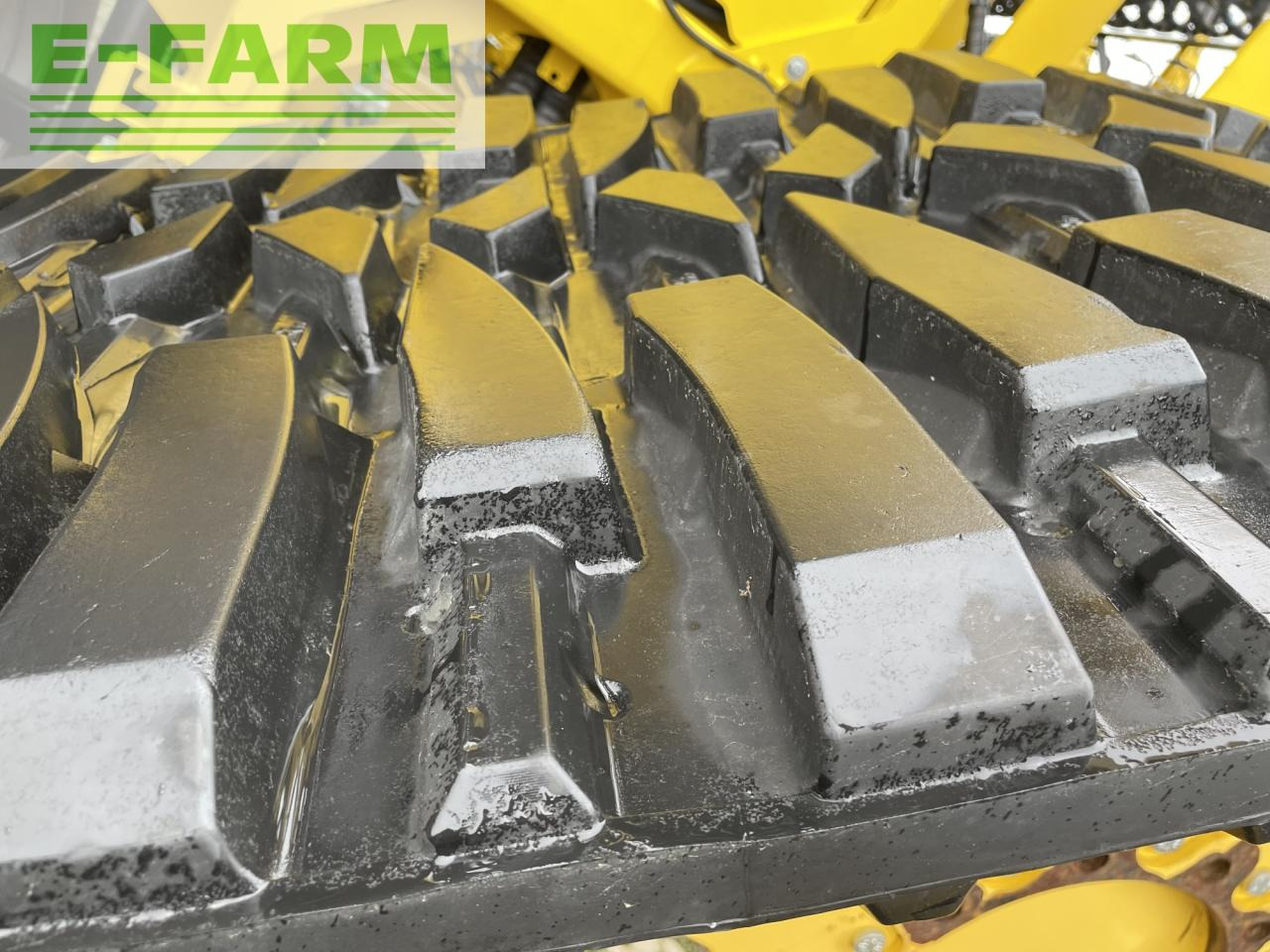 New Holland Mattracks TA 9000-HD - Maaidorser: afbeelding 4 New Holland Mattracks TA 9000-HD - Maaidorser: afbeelding 4