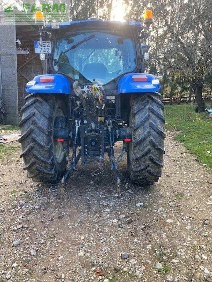 New Holland T6030 Delta Delta - Tractor: afbeelding 4 New Holland T6030 Delta Delta - Tractor: afbeelding 4