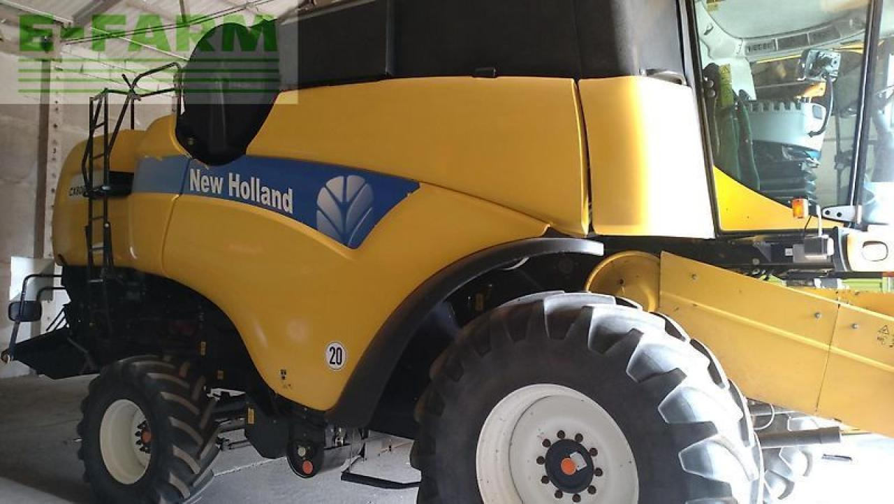 New Holland cx 8060 - Maaidorser: afbeelding 1 New Holland cx 8060 - Maaidorser: afbeelding 1