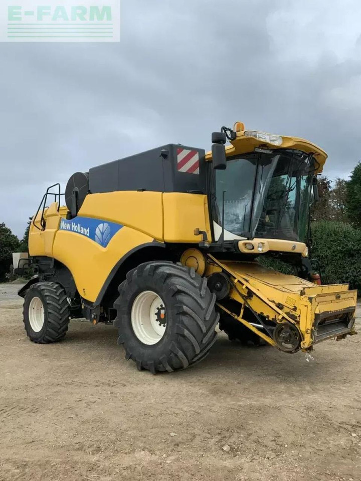 New Holland cx 880 hd - Maaidorser: afbeelding 1 New Holland cx 880 hd - Maaidorser: afbeelding 1