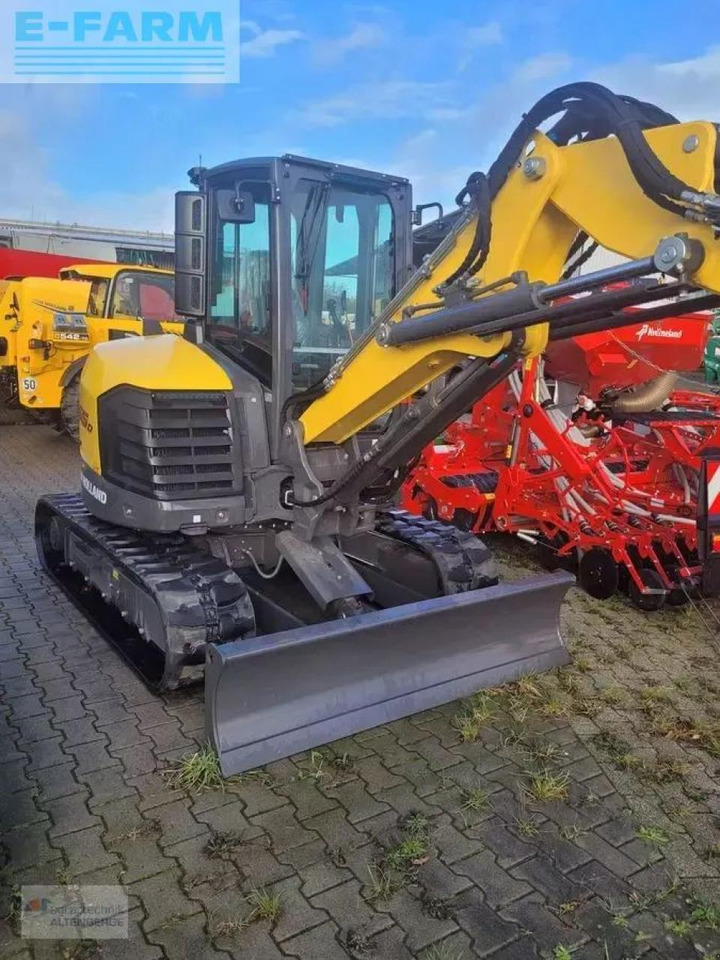New Holland e55d - Minigraafmachine: afbeelding 1 New Holland e55d - Minigraafmachine: afbeelding 1