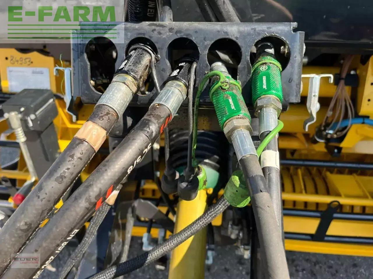 New Holland pro belt 190 - Vierkante balenpers: afbeelding 4 New Holland pro belt 190 - Vierkante balenpers: afbeelding 4