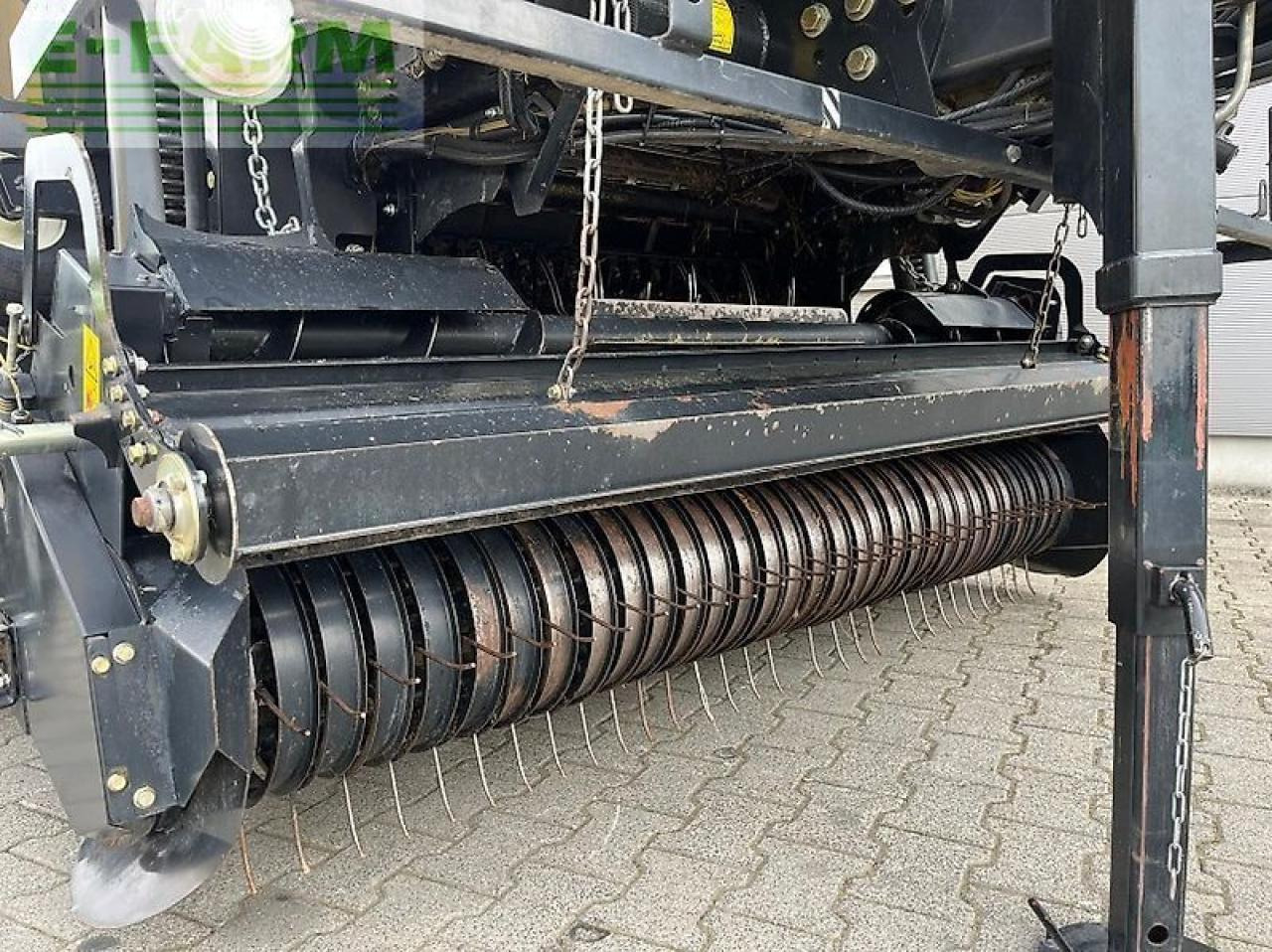 New Holland rb 180 c - Vierkante balenpers: afbeelding 5 New Holland rb 180 c - Vierkante balenpers: afbeelding 5