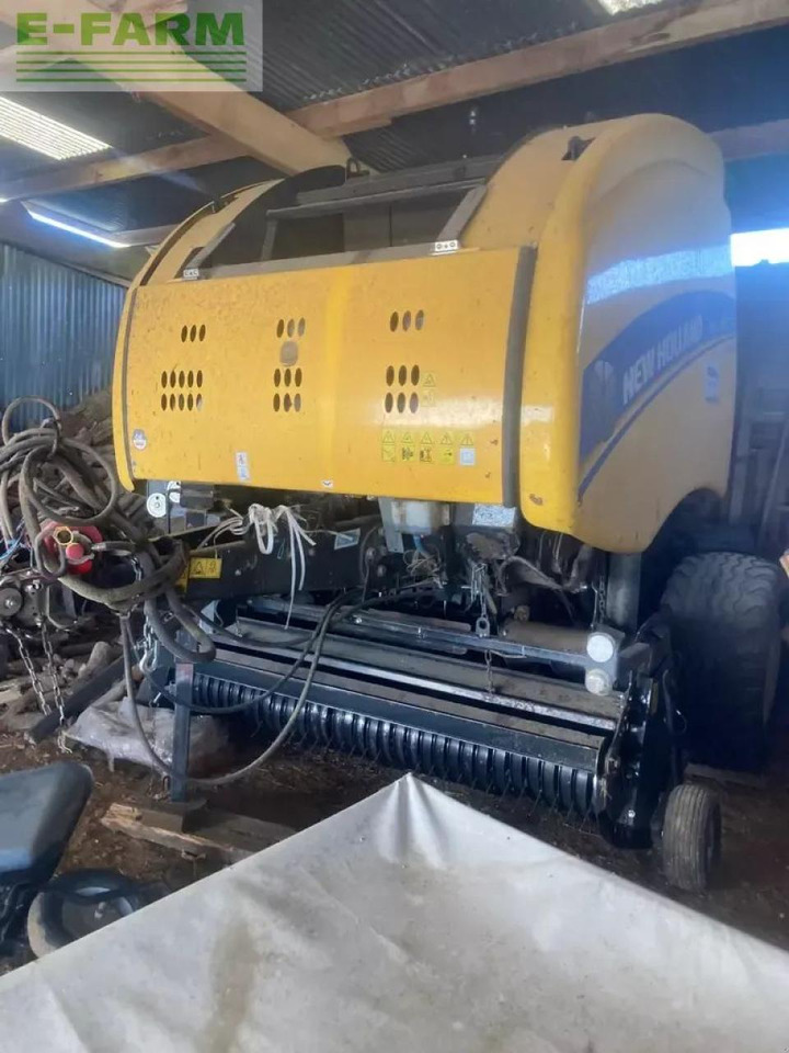 New Holland roll belt 180 - Vierkante balenpers: afbeelding 2 New Holland roll belt 180 - Vierkante balenpers: afbeelding 2