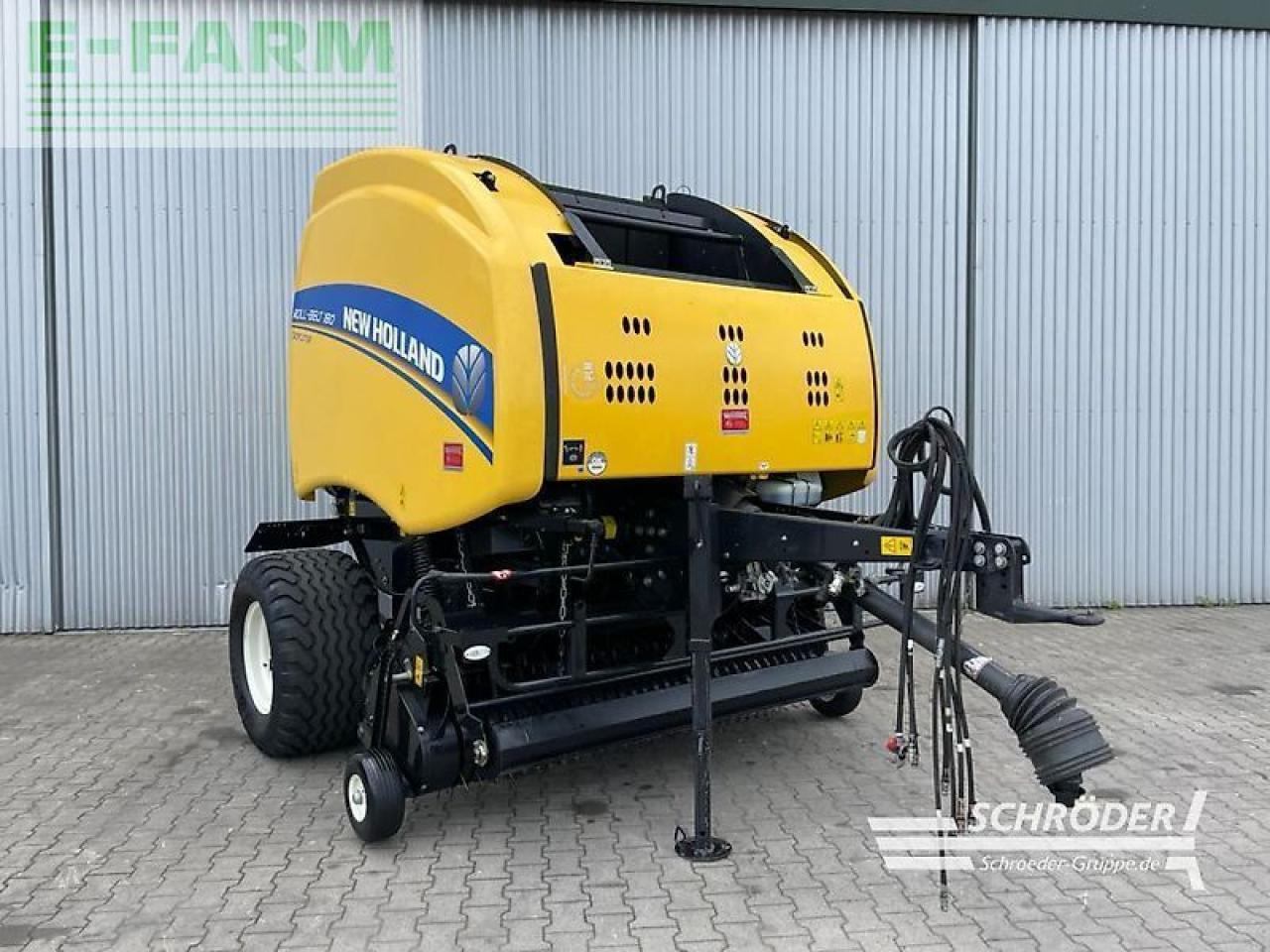 New Holland roll-belt 180 cropcutter - Vierkante balenpers: afbeelding 1 New Holland roll-belt 180 cropcutter - Vierkante balenpers: afbeelding 1