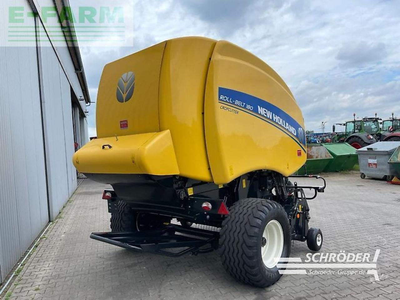 New Holland roll-belt 180 cropcutter - Vierkante balenpers: afbeelding 3 New Holland roll-belt 180 cropcutter - Vierkante balenpers: afbeelding 3