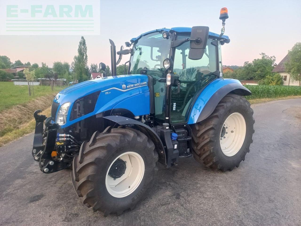 New Holland t5.110 dual command - Tractor: afbeelding 1 New Holland t5.110 dual command - Tractor: afbeelding 1