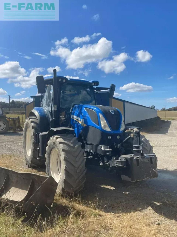 New Holland t7.165s range command t4b - Tractor: afbeelding 3 New Holland t7.165s range command t4b - Tractor: afbeelding 3