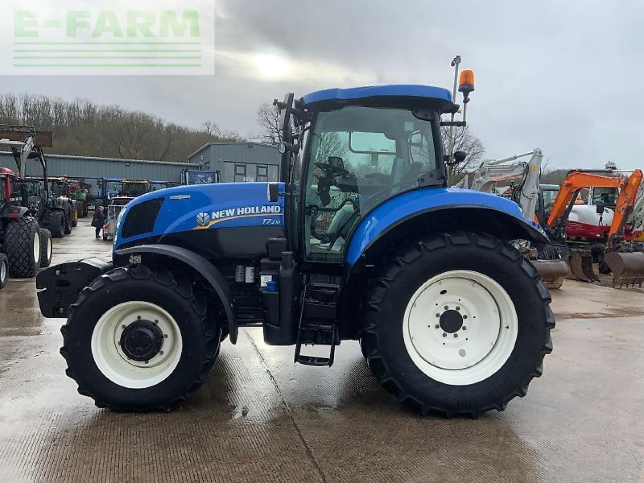 New Holland t7.210 auto command tractor (st25411) - Tractor: afbeelding 5 New Holland t7.210 auto command tractor (st25411) - Tractor: afbeelding 5