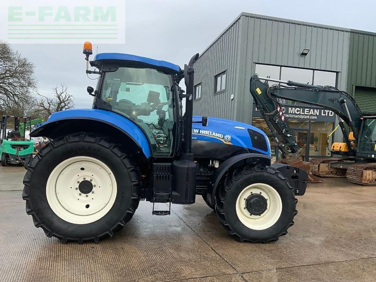 New Holland t7.210 auto command tractor (st25411) - Tractor: afbeelding 1 New Holland t7.210 auto command tractor (st25411) - Tractor: afbeelding 1