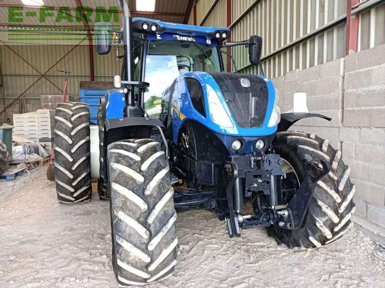 New Holland t7.230 - Tractor: afbeelding 1 New Holland t7.230 - Tractor: afbeelding 1